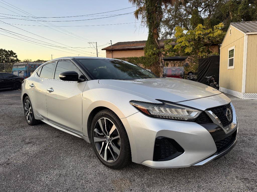 Used 2019 Nissan Maxima 3.5 SV w/ Floor Mat Group FWD image 3