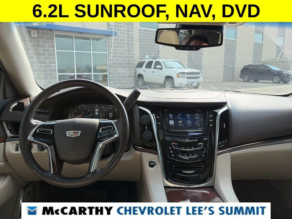 Used 2015 Cadillac Escalade ESV Luxury image 41