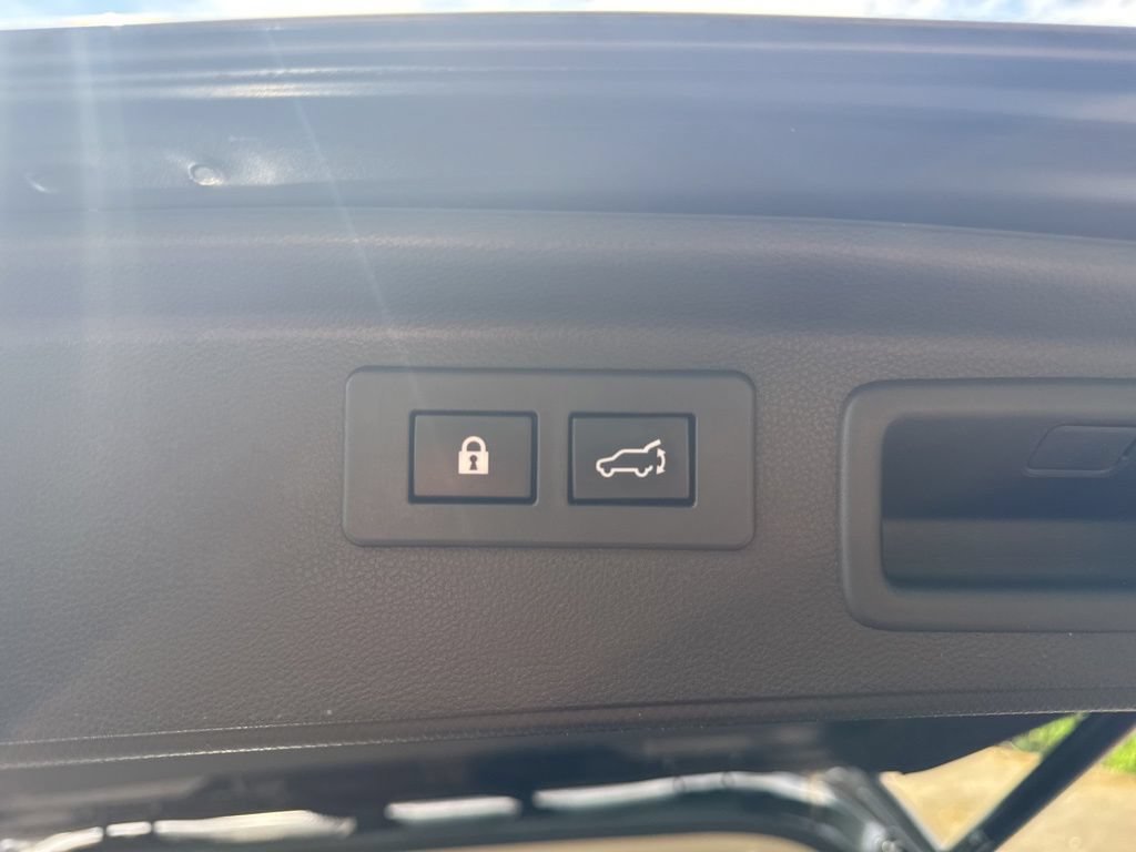 Used 2021 Subaru Forester Premium AWD/4WD image 41