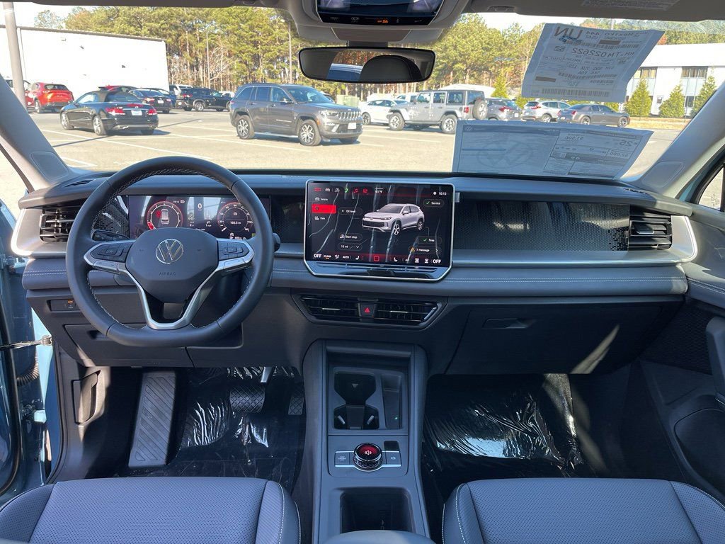 New 2026 Volkswagen Tiguan SE AWD/4WD image 6