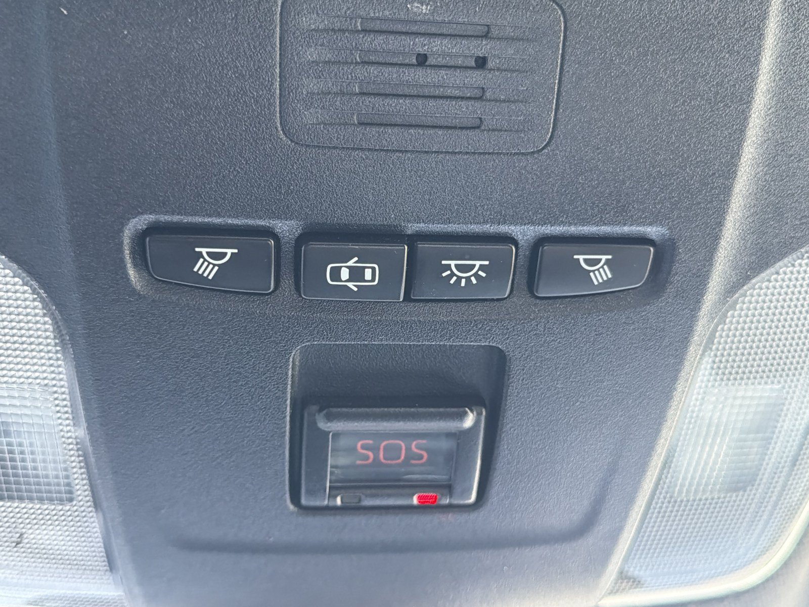 Used 2020 Toyota Corolla SE FWD image 26