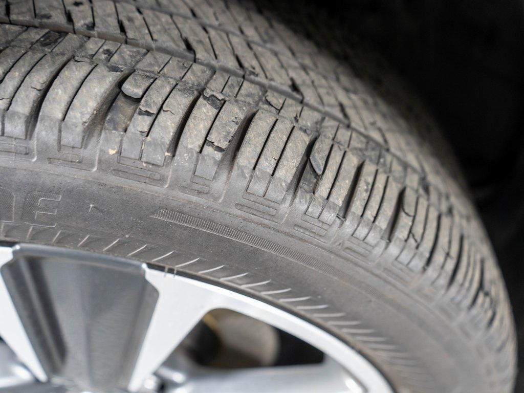 Used 2021 Lexus UX 250h image 25