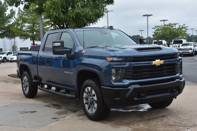 New 2026 Chevrolet Silverado 2500 Custom w/ Custom Value Package AWD/4WD image 3