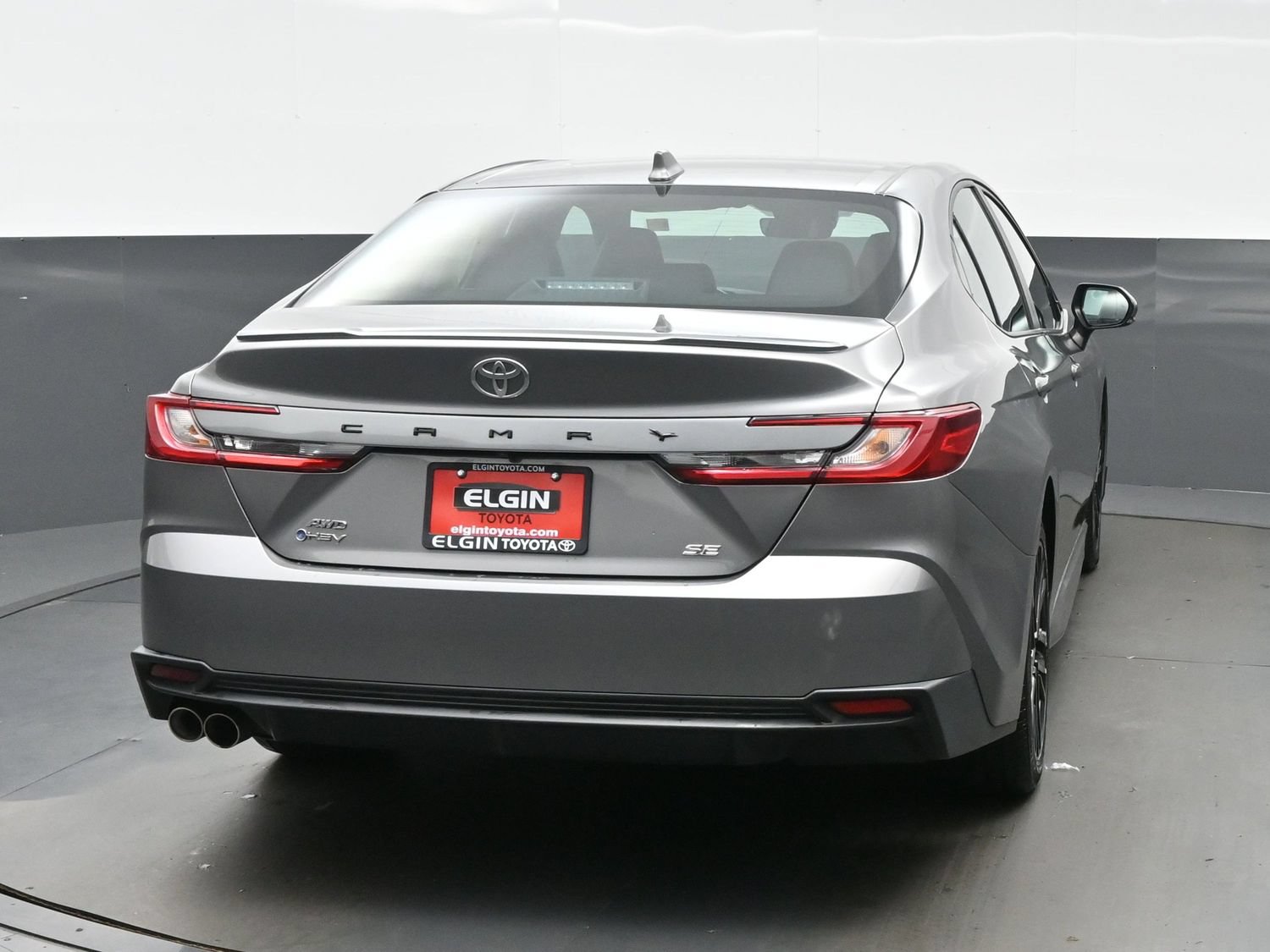 Used 2025 Toyota Camry SE w/ Convenience Package AWD/4WD image 5