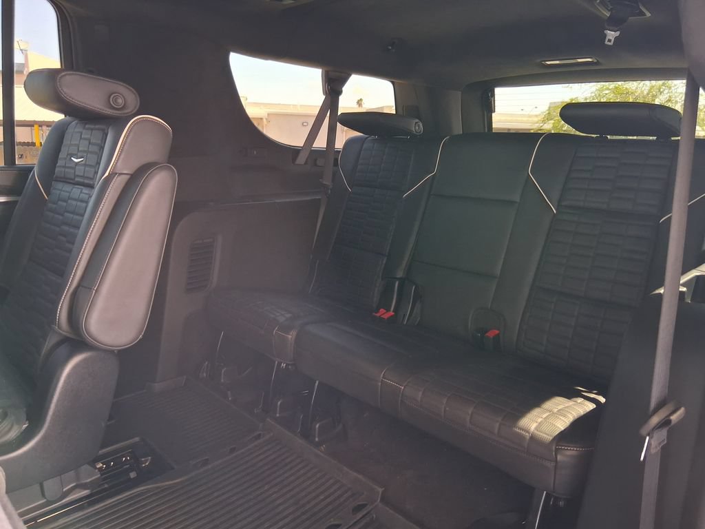 Certified 2025 Cadillac Escalade ESV Sport Platinum AWD/4WD image 25
