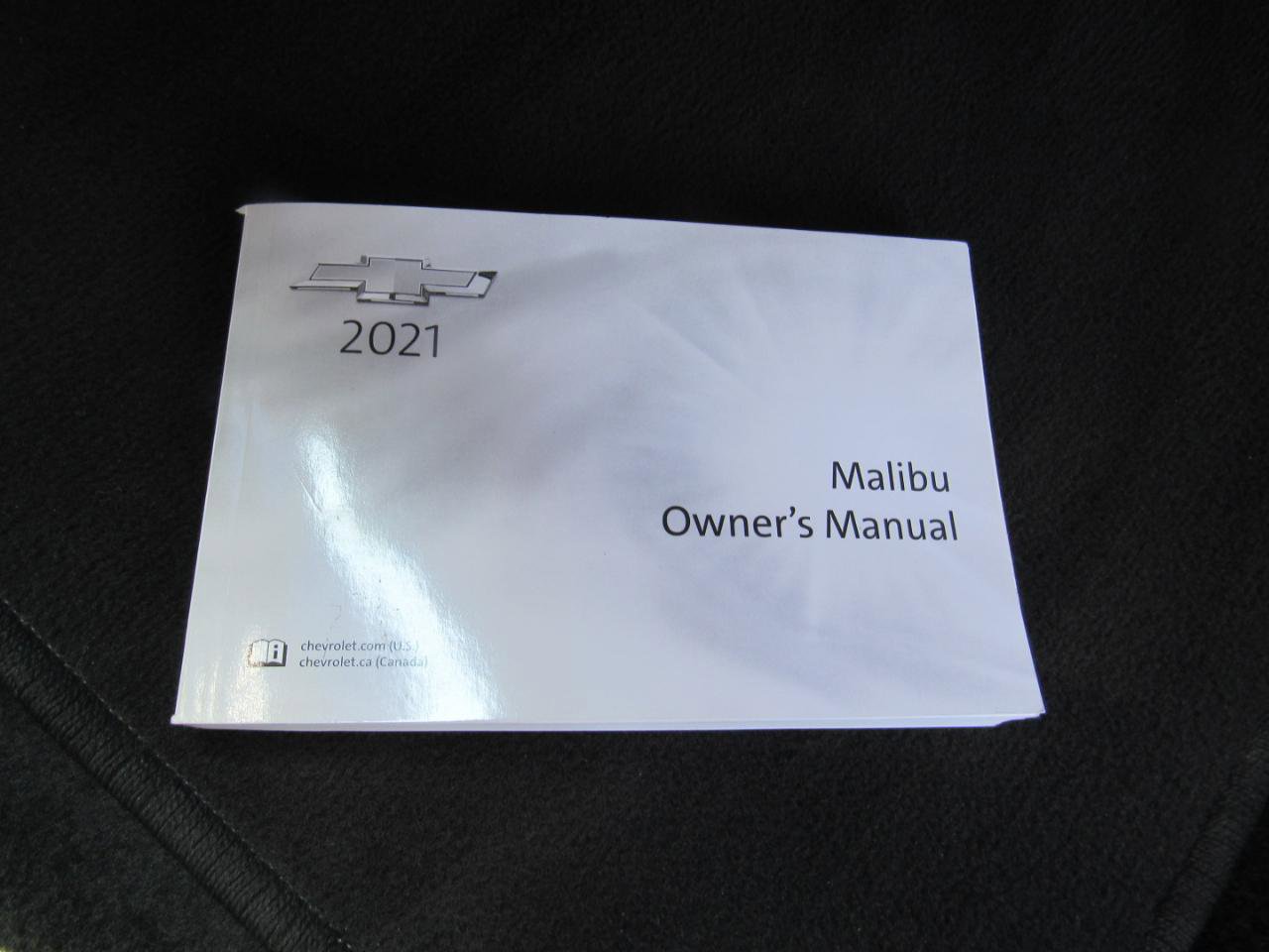 Used 2021 Chevrolet Malibu RS FWD image 33
