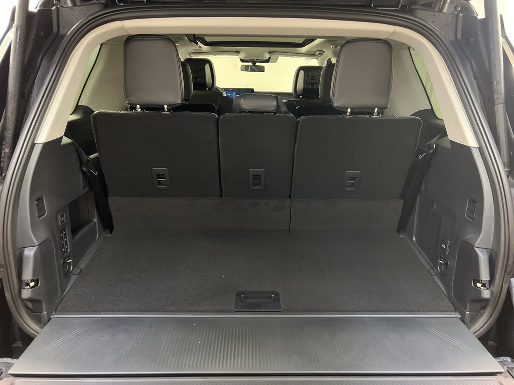 New 2026 Ford Expedition Platinum w/ Driver's Package image 41