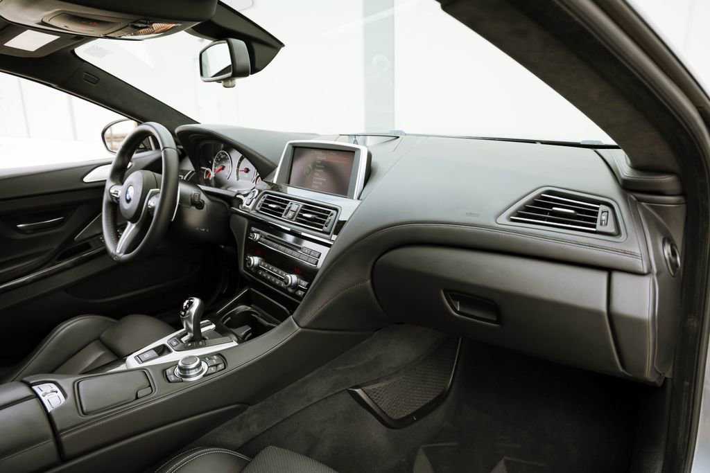 Used 2014 BMW M6 Gran Coupe RWD image 23