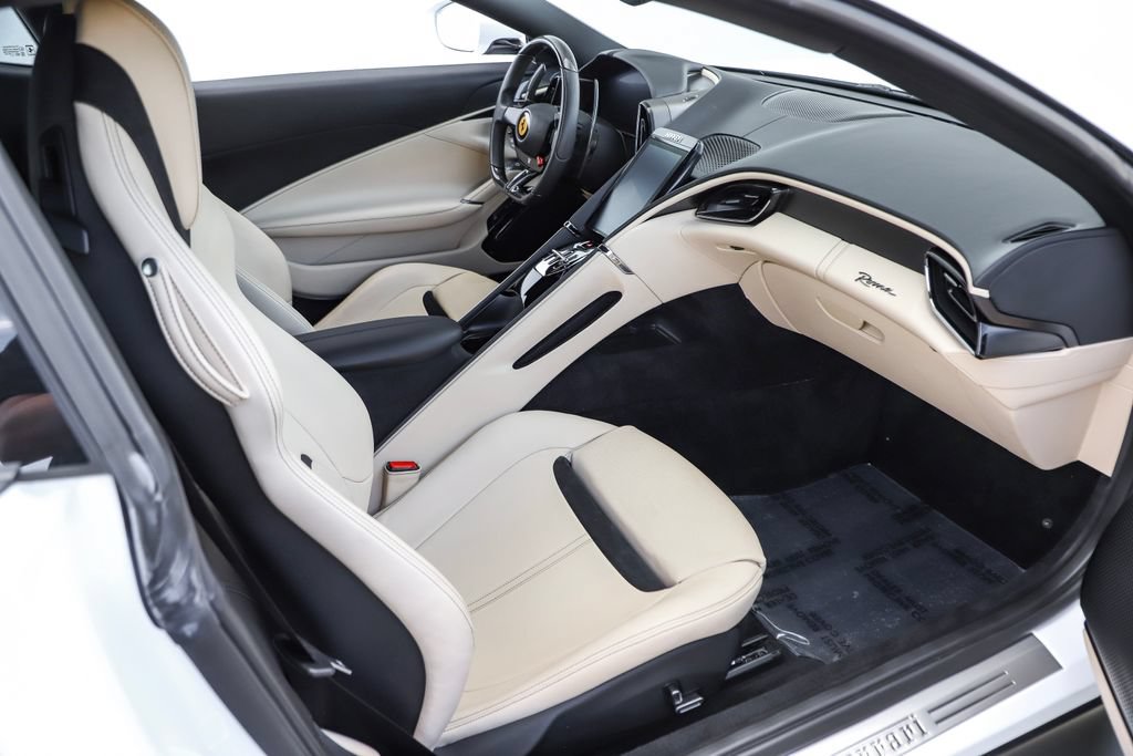 Certified 2023 Ferrari Roma RWD image 40