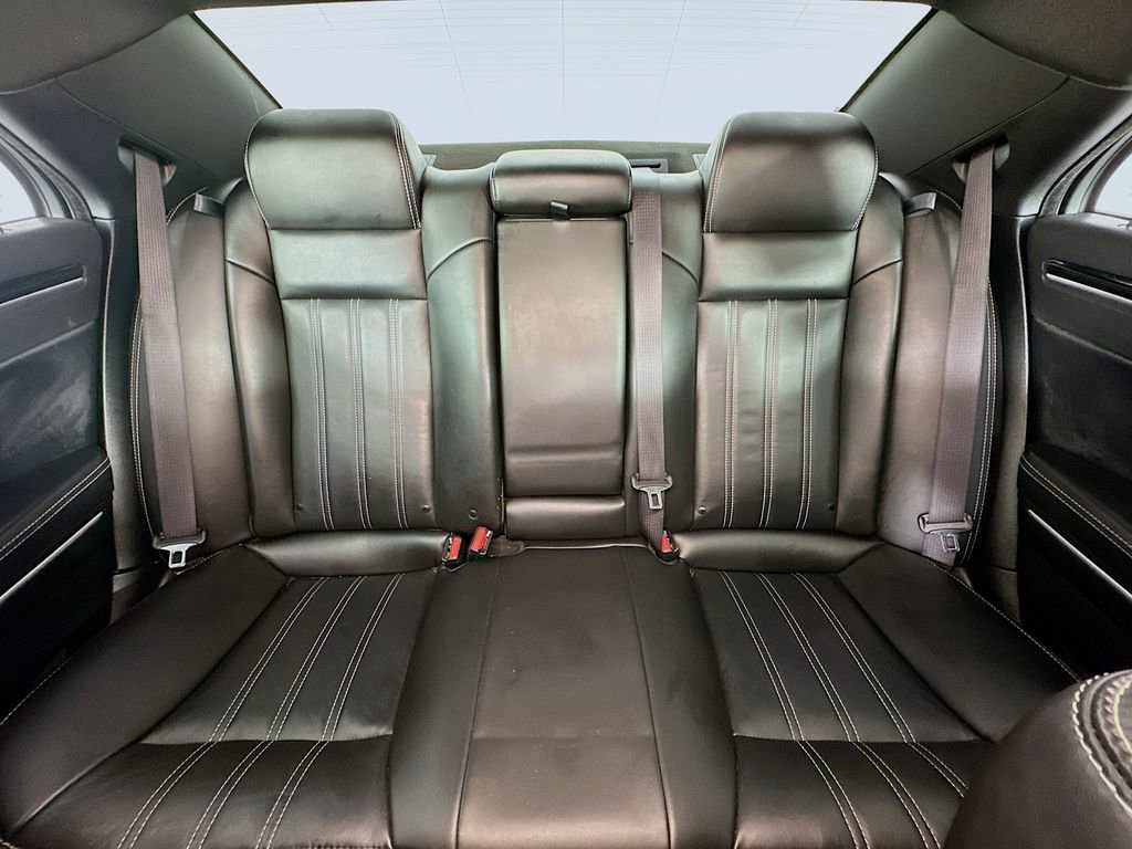 Used 2023 Chrysler 300 S RWD image 13