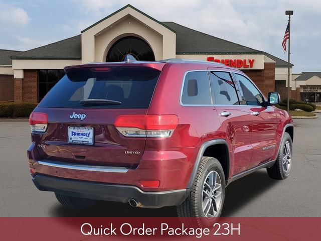 Used 2017 Jeep Grand Cherokee Limited w/ Luxury Group II AWD/4WD image 4