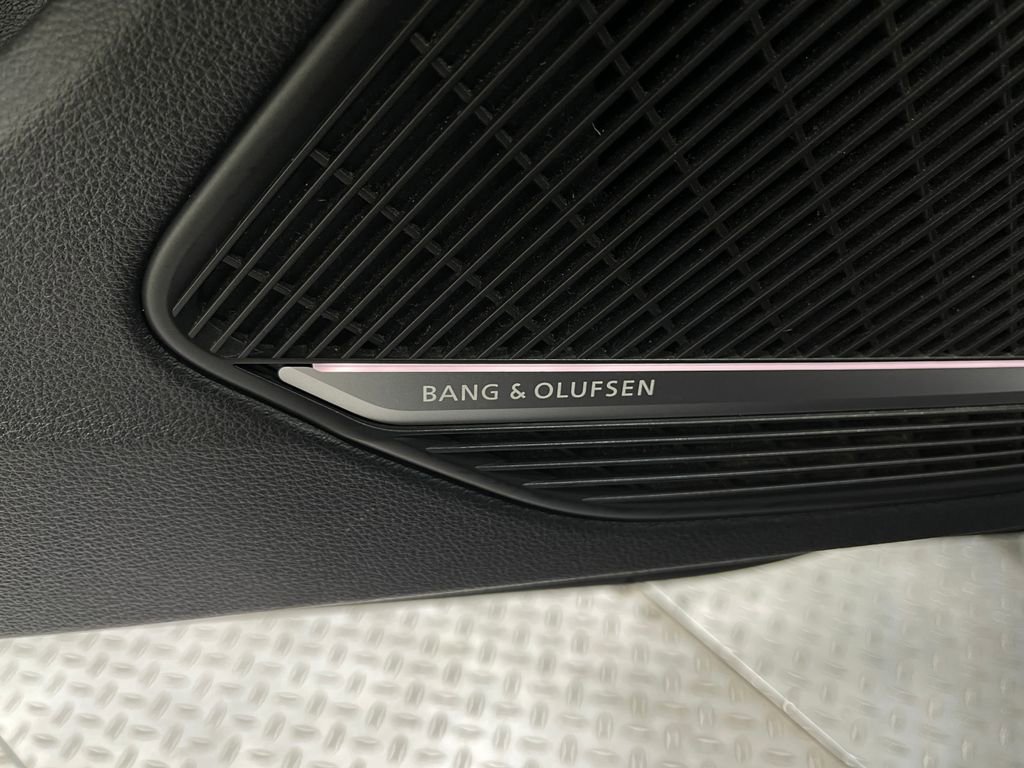 Used 2018 Audi S5 Premium Plus w/ Navigation Package image 18