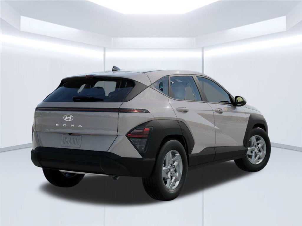 New 2027 Hyundai Kona SE FWD image 4