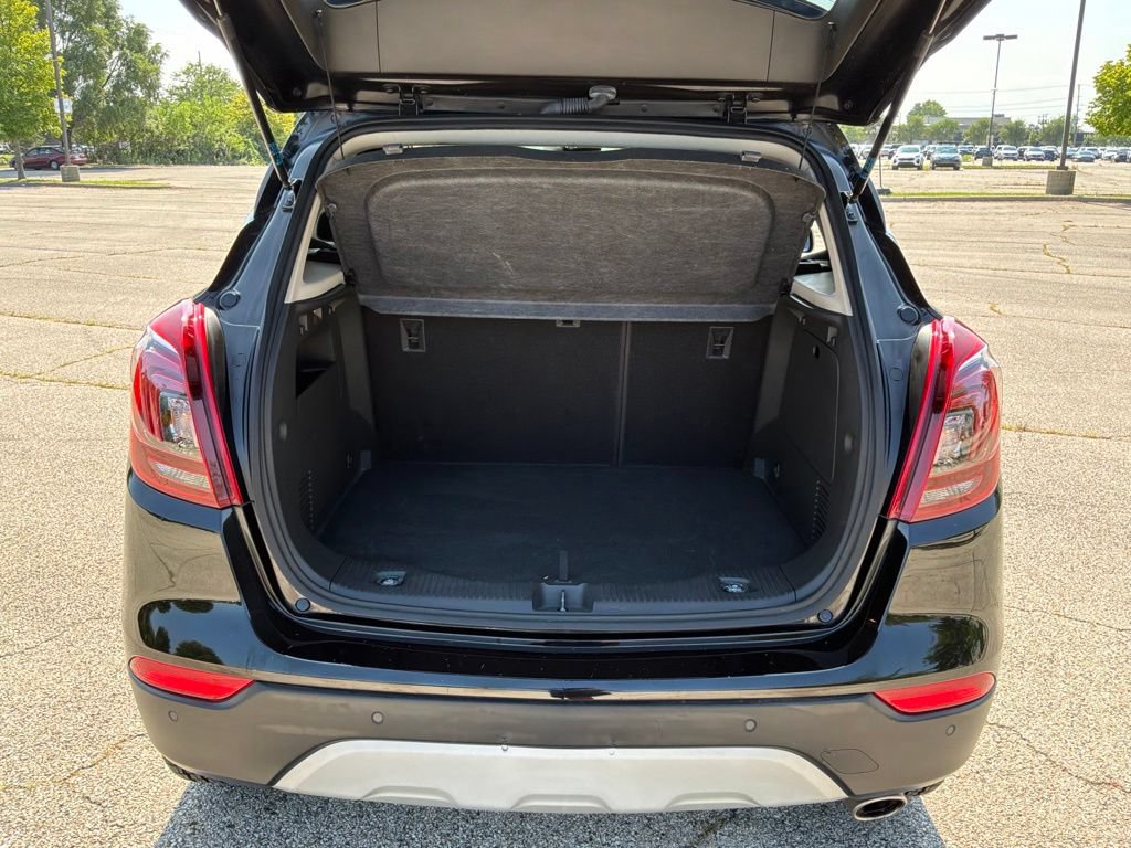 Used 2021 Buick Encore Preferred w/ Safety Package II AWD/4WD image 36