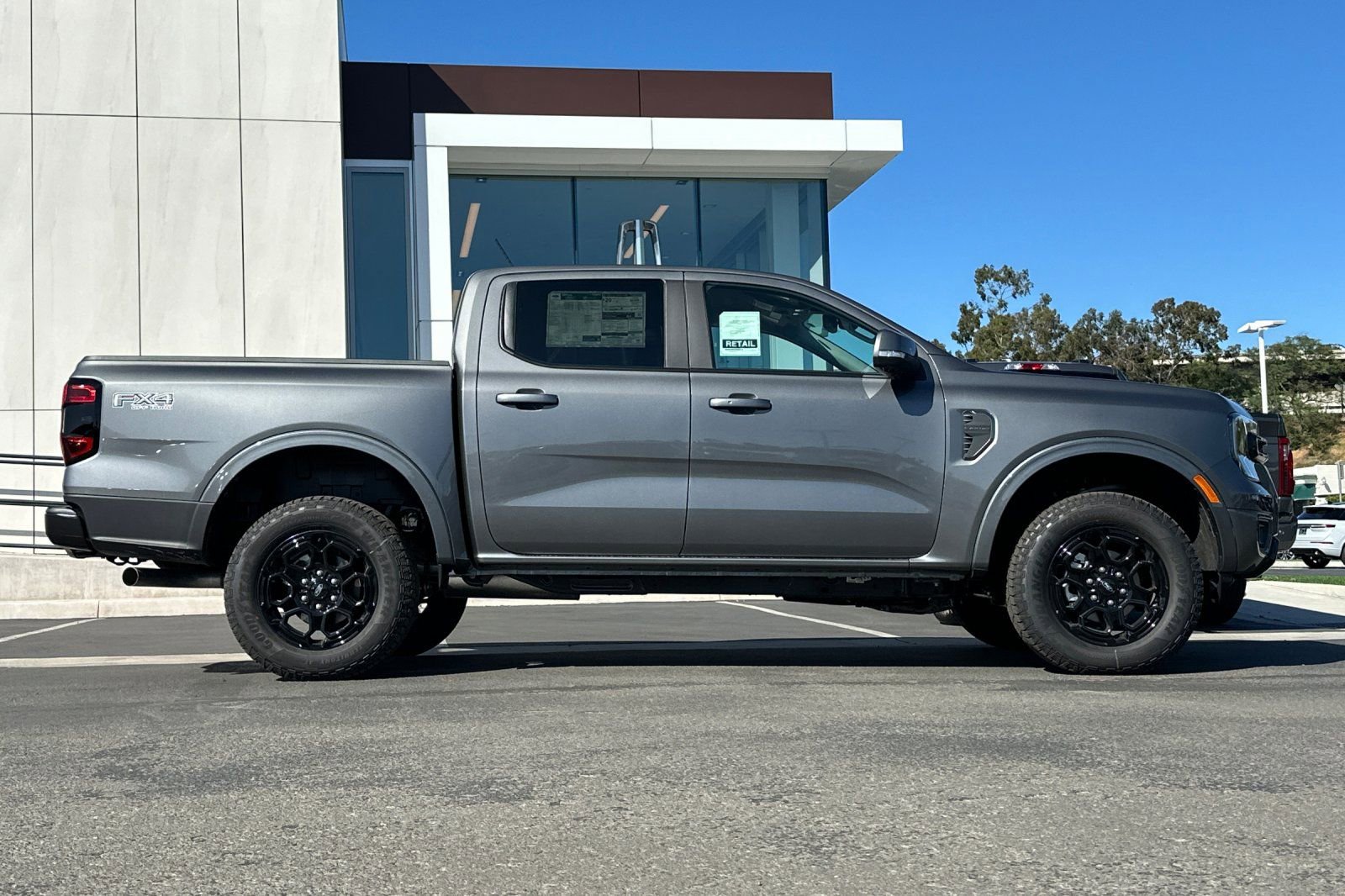 New 2025 Ford Ranger Lariat w/ FX4 Off-Road Package image 2