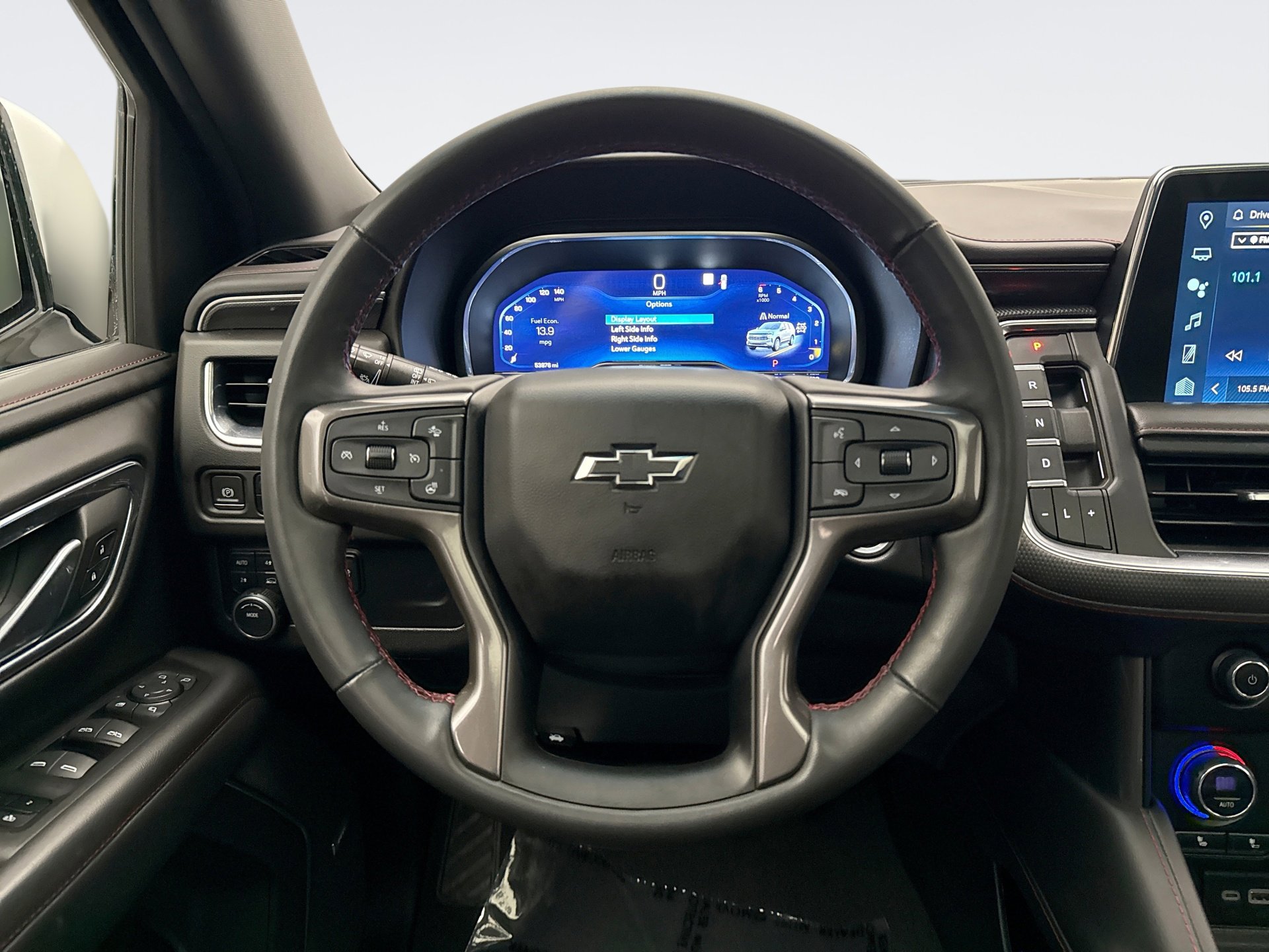 Used 2023 Chevrolet Suburban RST w/ Luxury Package image 12