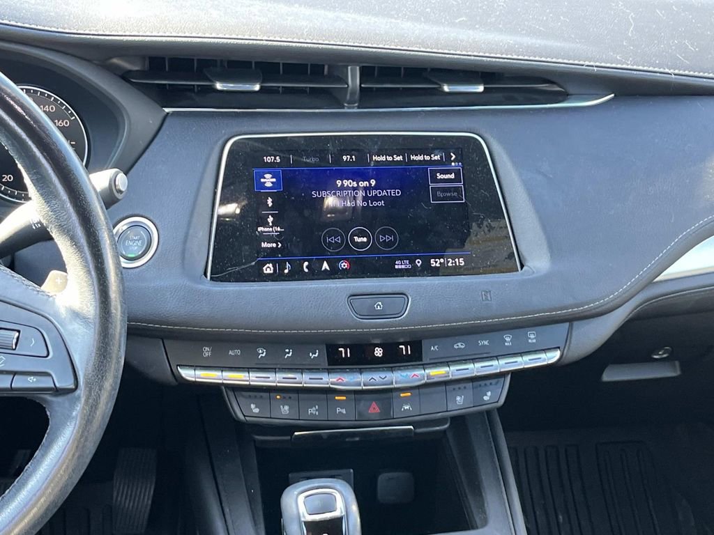 Used 2019 Cadillac XT4 Premium Luxury w/ Enhanced Visibility Package image 16