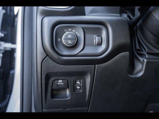New 2025 RAM 1500 Big Horn AWD/4WD image 38