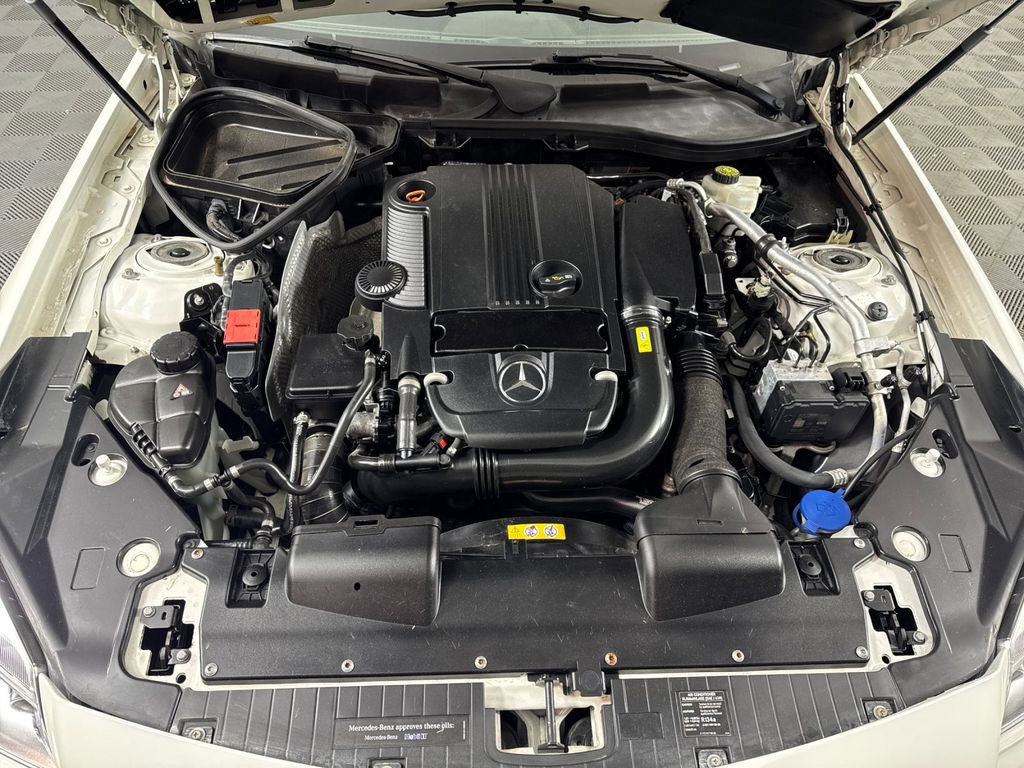 Used 2014 Mercedes-Benz SLK 250 image 9