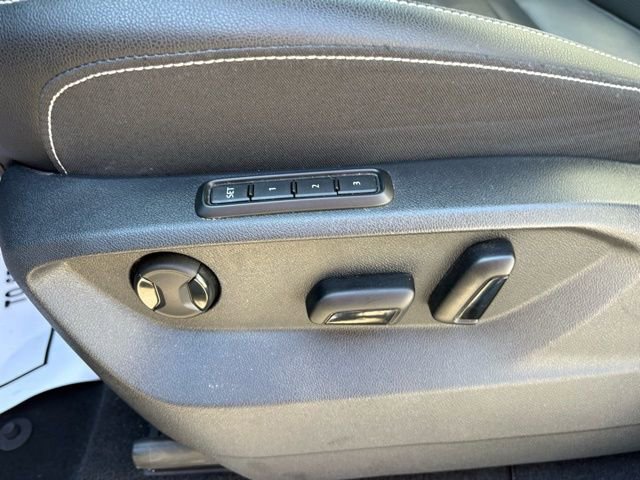 Used 2025 Volkswagen Atlas SEL image 40