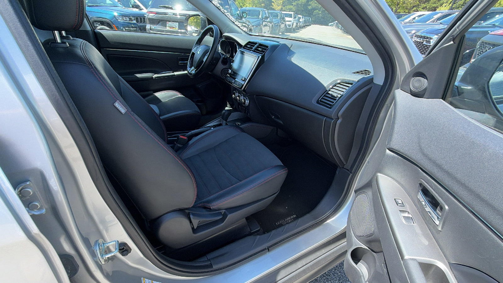 Used 2024 Mitsubishi Outlander Sport AWD image 19
