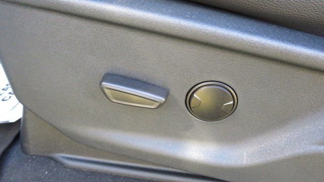 New 2026 Ford F250 XLT w/ XLT Premium Package image 18