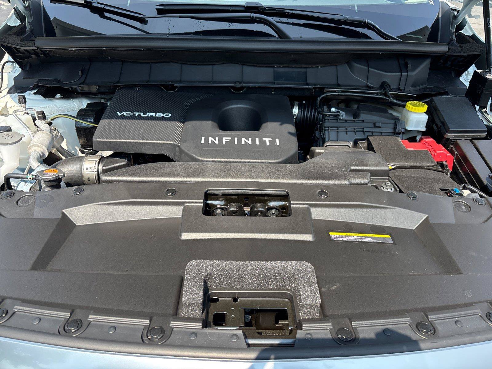 New 2027 INFINITI QX60 Luxe w/ Cargo Package FWD image 9