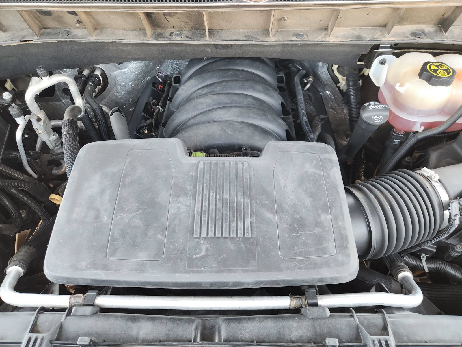 Used 2020 Chevrolet Silverado 1500 LT AWD/4WD image 36