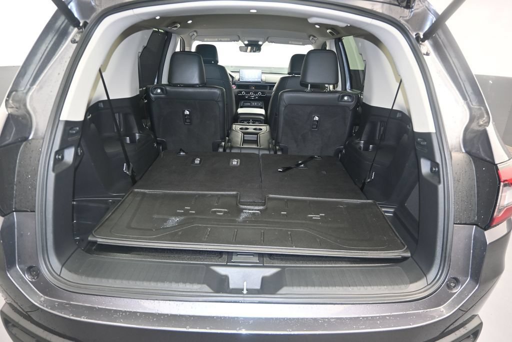 Certified 2025 Honda Pilot EX-L image 11
