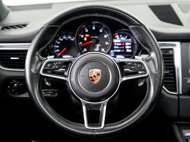 Used 2017 Porsche Macan image 12