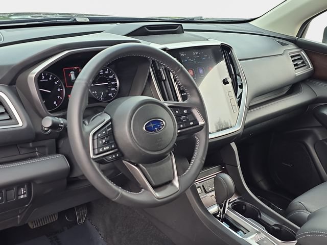 Used 2023 Subaru Ascent Touring AWD/4WD image 14