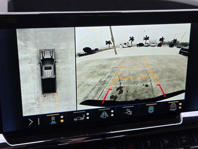 Certified 2025 Chevrolet Silverado 2500 ZR2 w/ Technology Package image 64