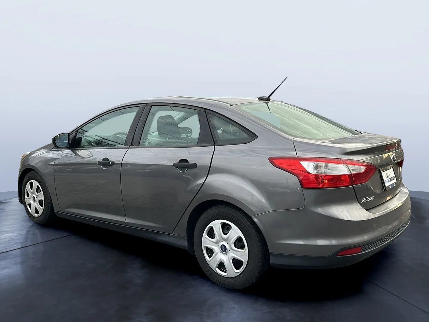 Used 2014 Ford Focus S FWD image 3