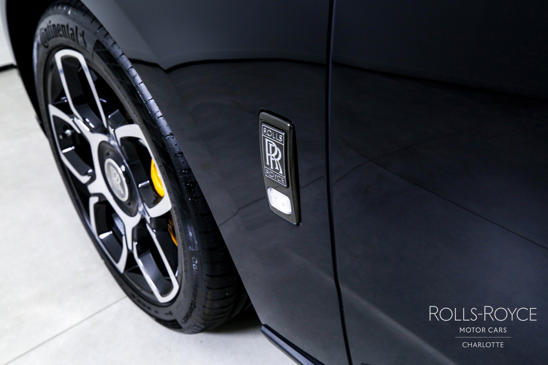 Certified 2024 Rolls-Royce Cullinan Black Badge w/ Dark Exterior Package image 46