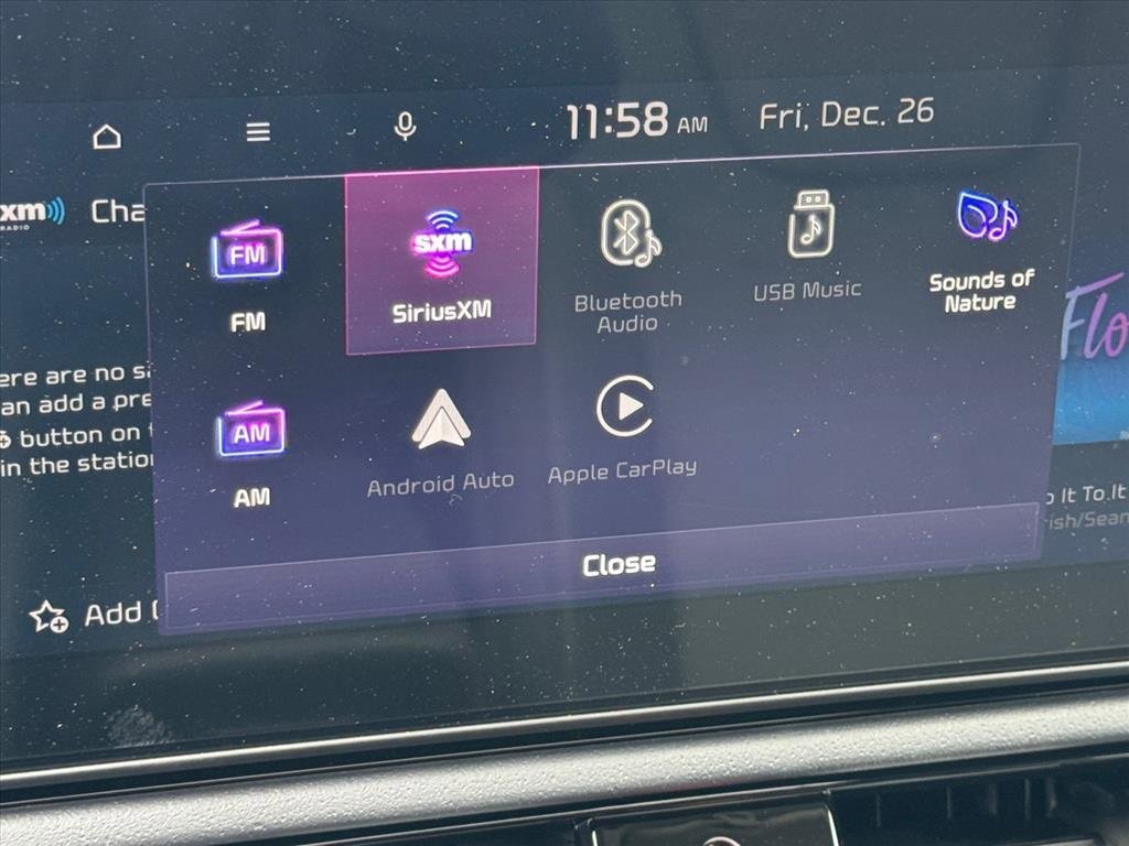 New 2025 Kia Niro SX Touring image 19