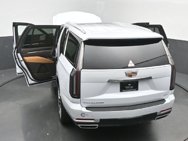 New 2026 Cadillac Escalade Luxury w/ Touring Package AWD/4WD image 62