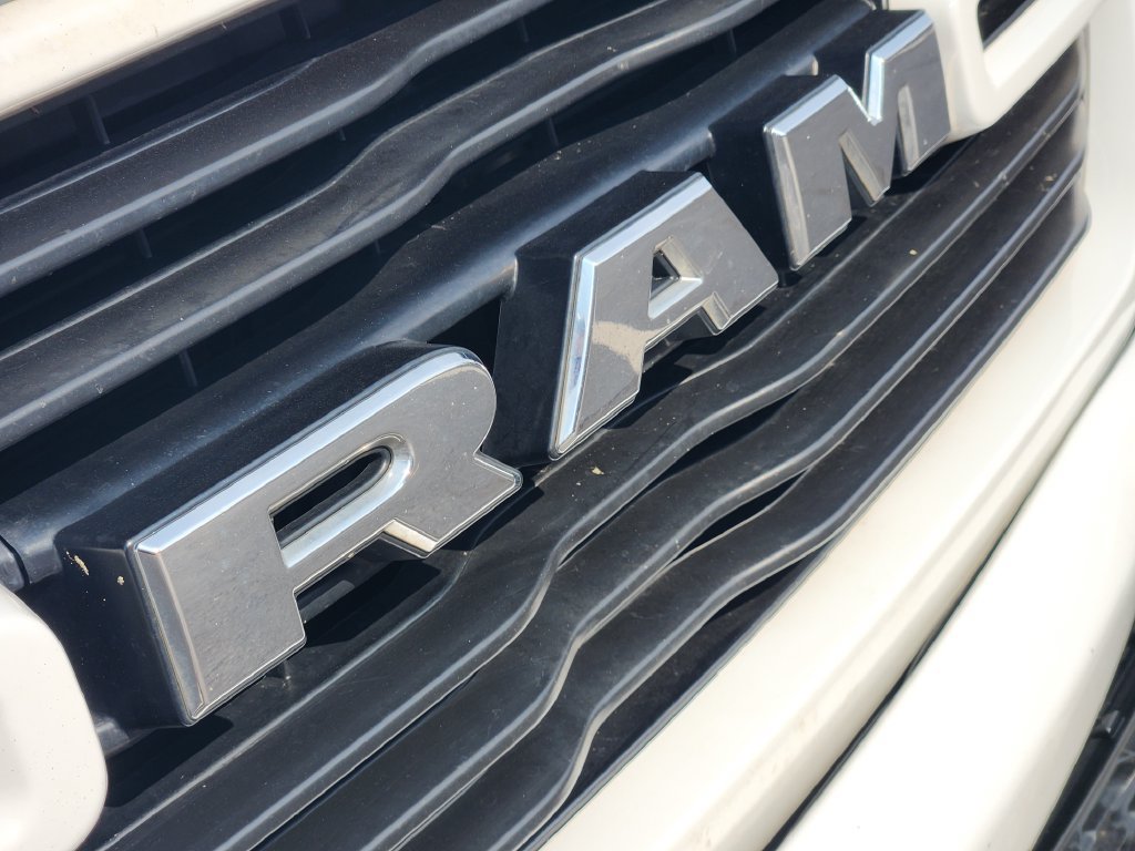 Used 2023 RAM 1500 Laramie AWD/4WD image 12