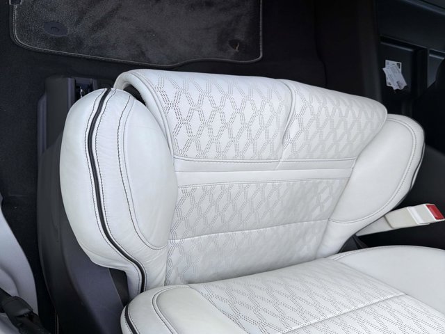 Certified 2024 Lincoln Navigator Black Label AWD/4WD image 13