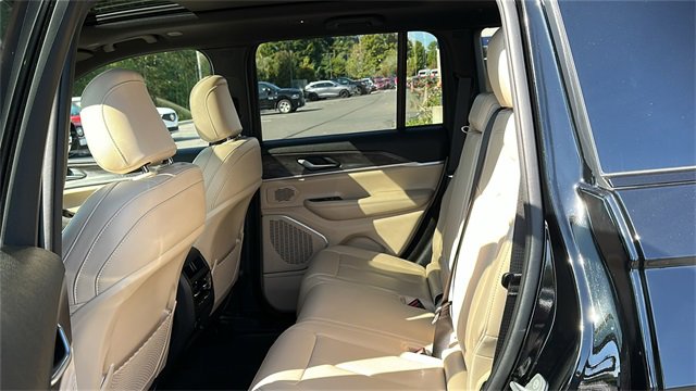 Used 2023 Jeep Grand Cherokee 4WD 4xe image 26