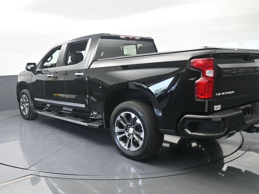 Used 2026 Chevrolet Silverado 1500 High Country RWD image 4
