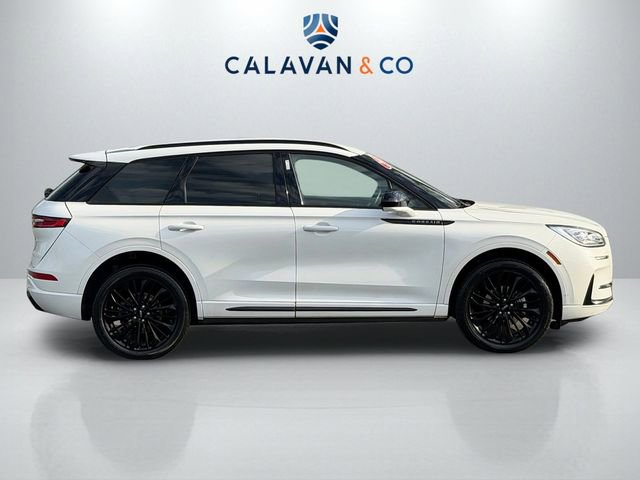 Used 2023 Lincoln Corsair Reserve w/ Jet Appearance Package image 8