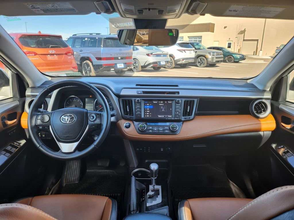 Used 2016 Toyota RAV4 Limited image 15
