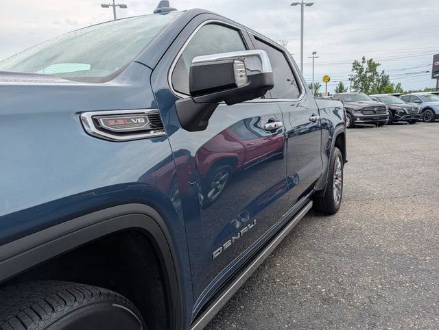 Used 2025 GMC Sierra 1500 Denali w/ Denali Reserve Package AWD/4WD image 6