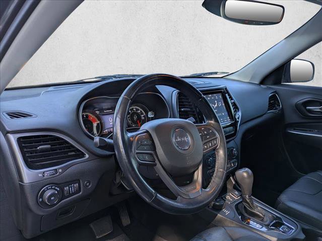Used 2021 Jeep Cherokee Limited w/ Elite Package AWD/4WD image 10