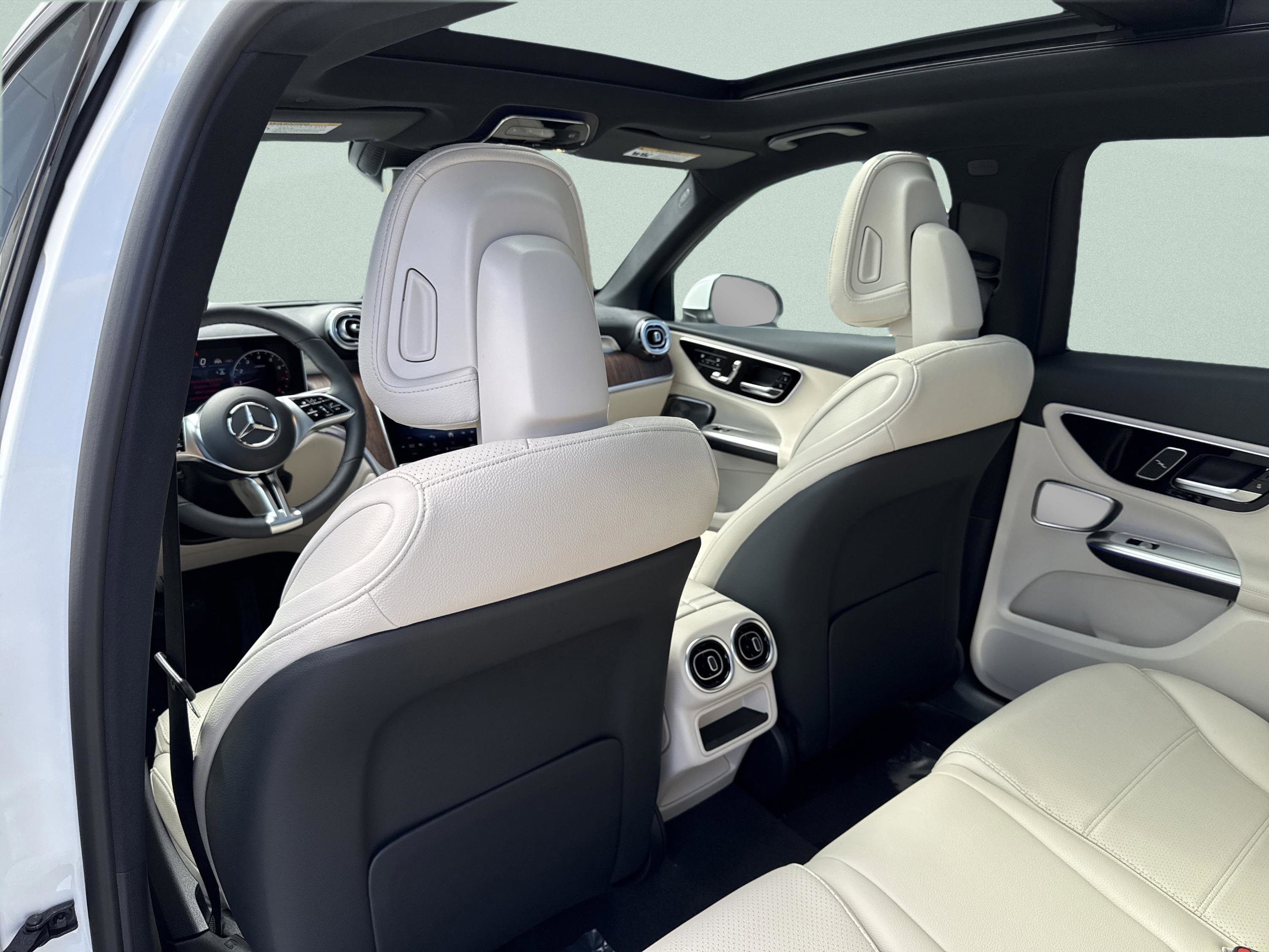 Certified 2026 Mercedes-Benz GLC 300 GLC 300 image 18