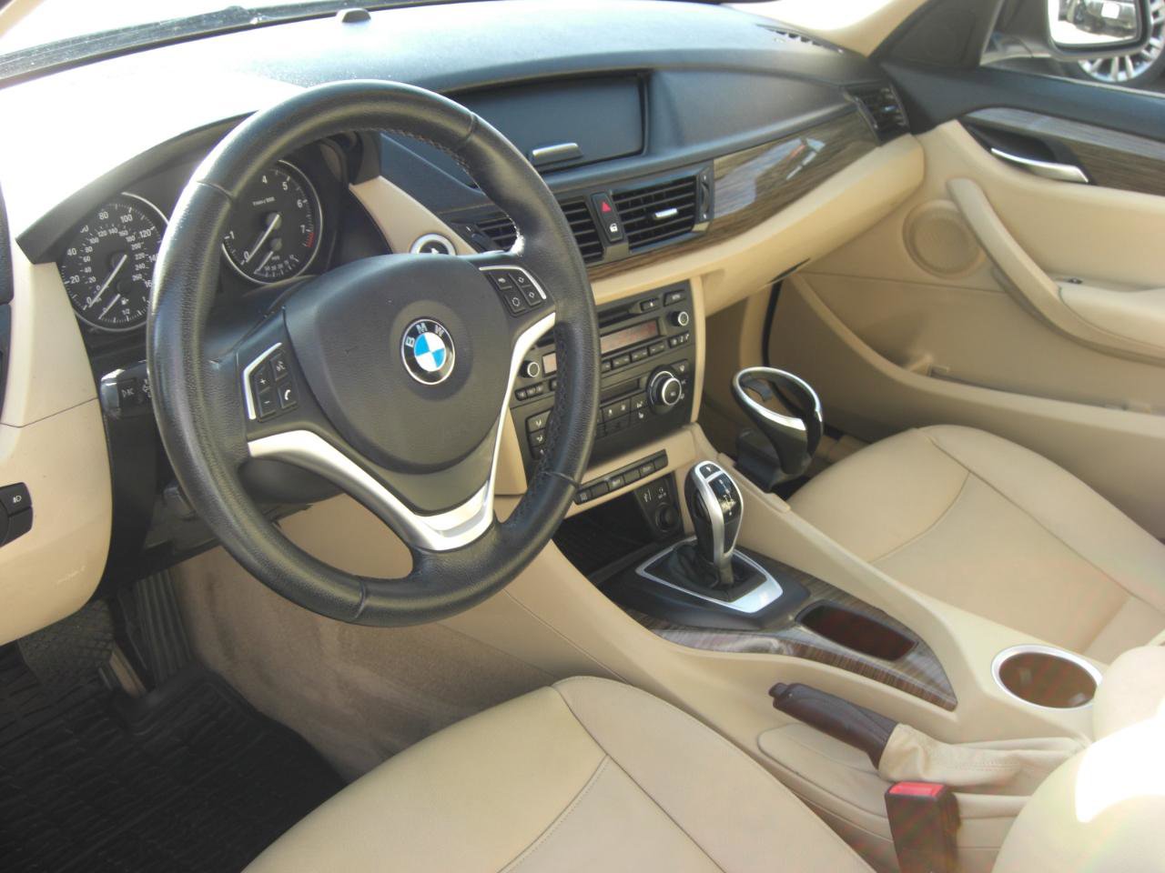 Used 2013 BMW X1 sDrive28i RWD image 8