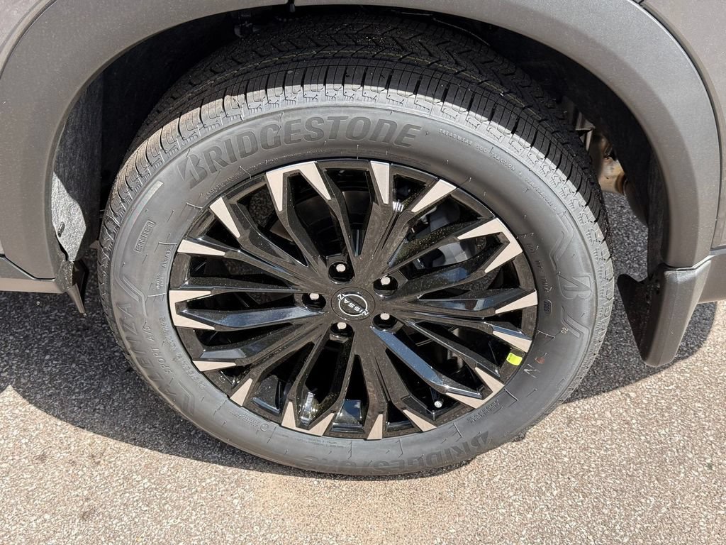 New 2026 Nissan Rogue Dark Armor AWD/4WD image 12