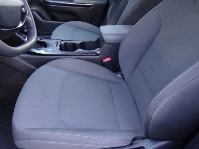 Used 2025 Kia K4 FWD image 8
