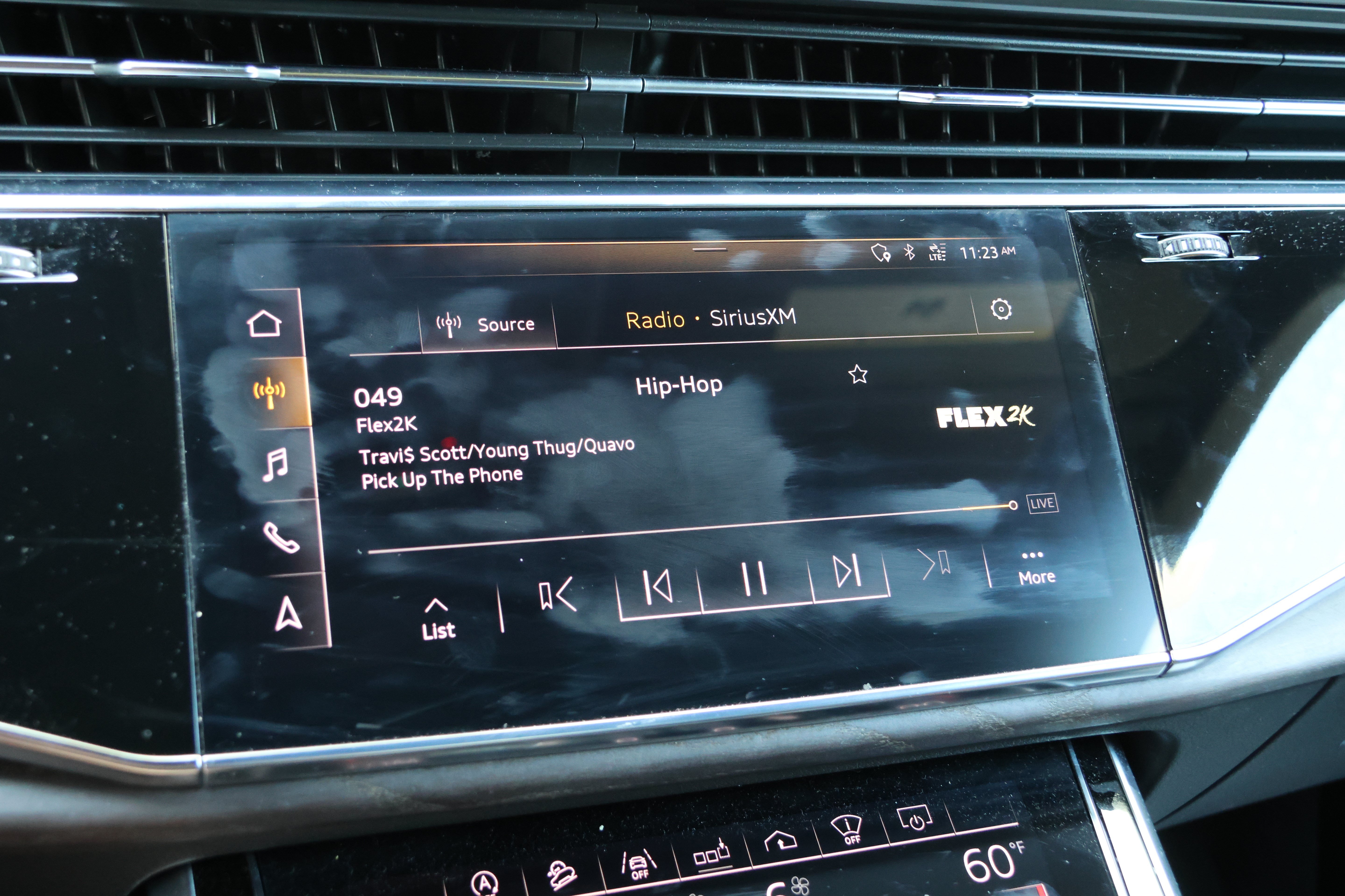 Used 2019 Audi Q8 Prestige w/ Towing Package AWD/4WD image 22