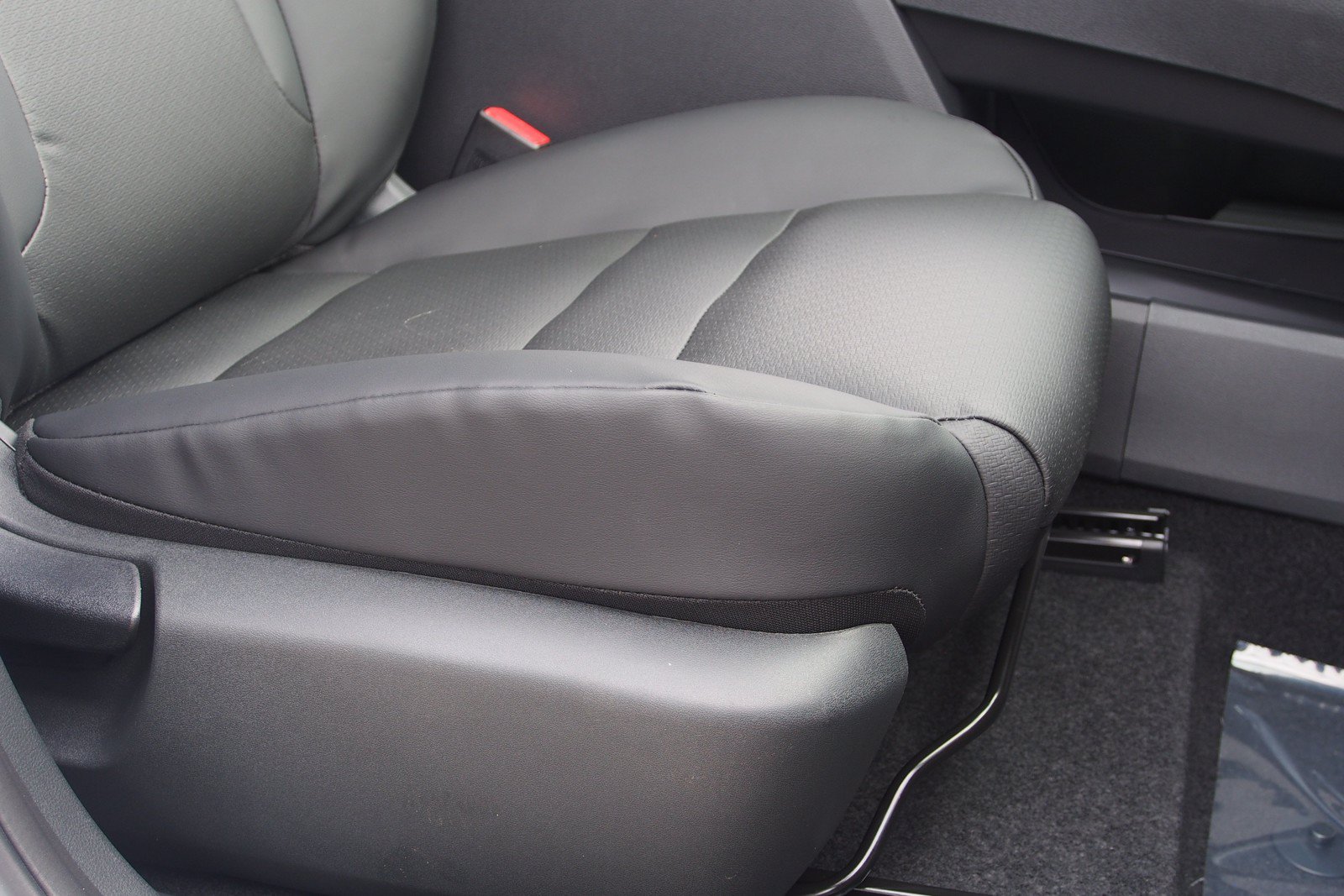 New 2026 Nissan Rogue Dark Armor FWD image 12
